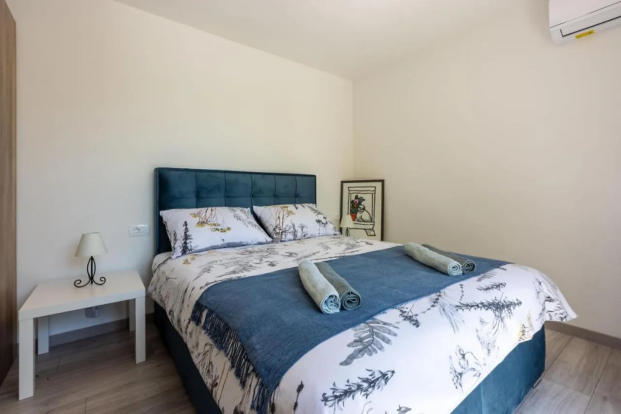 Villa Deluxe Trget